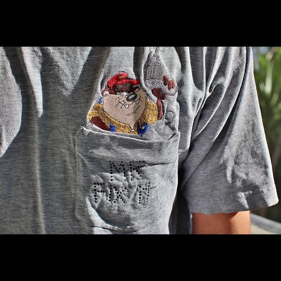 Vintage Tazz shirt - Picture 3 of 3